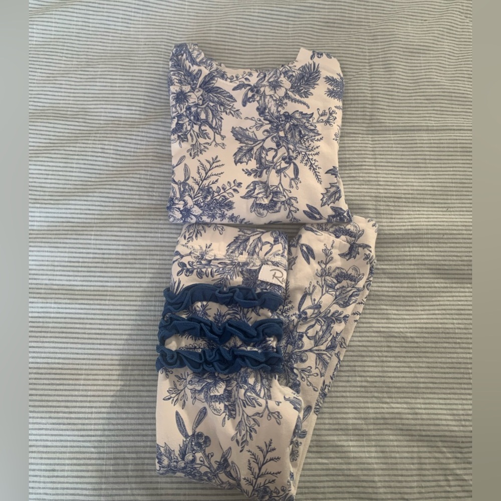 Ruffle butts pajamas 3T